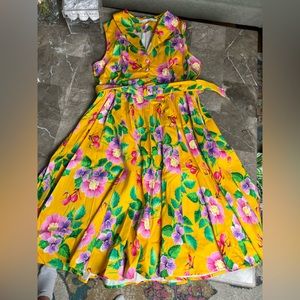 Spring, sleeveless Aline dress from Unique Vintage